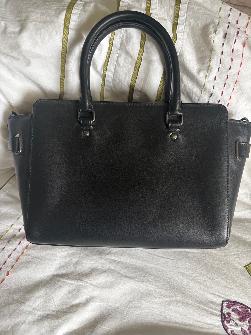 Coach Black Leather 27 Swagger Satchel w Rd & Blck Floral Appliqués w Gunmetal - Picture 2 of 10